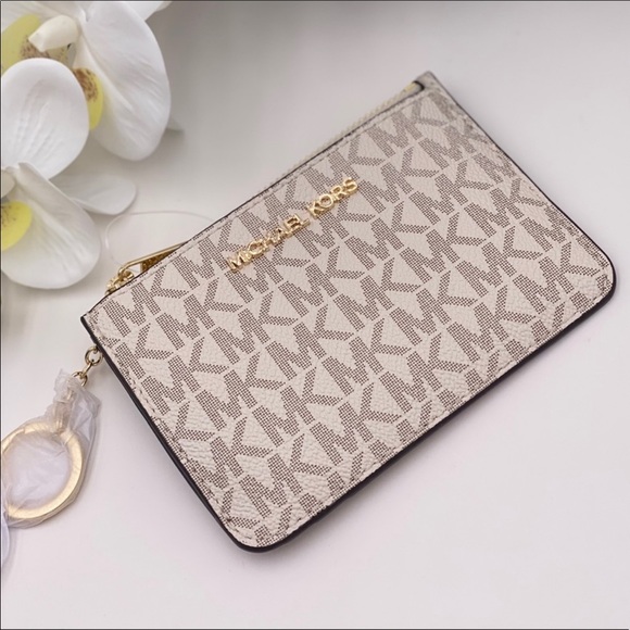 Michael Kors Handbags - Michael Kors Small Wallet Coinpouch Vanilla